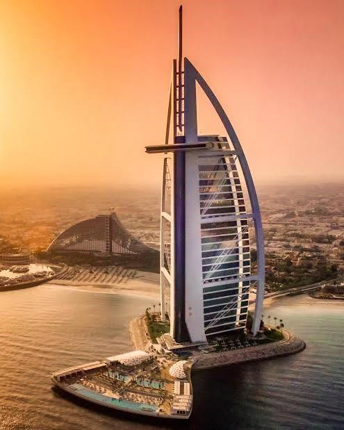 Burj Al Arab Jumeirah - An Artisanal Architecture