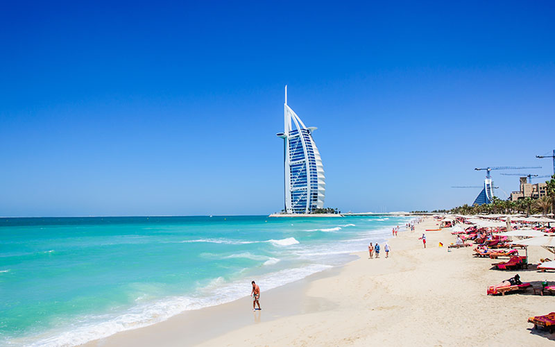 Dubai,,Uae,-,April,05:,The,Grand,Sail,Shaped,Burj